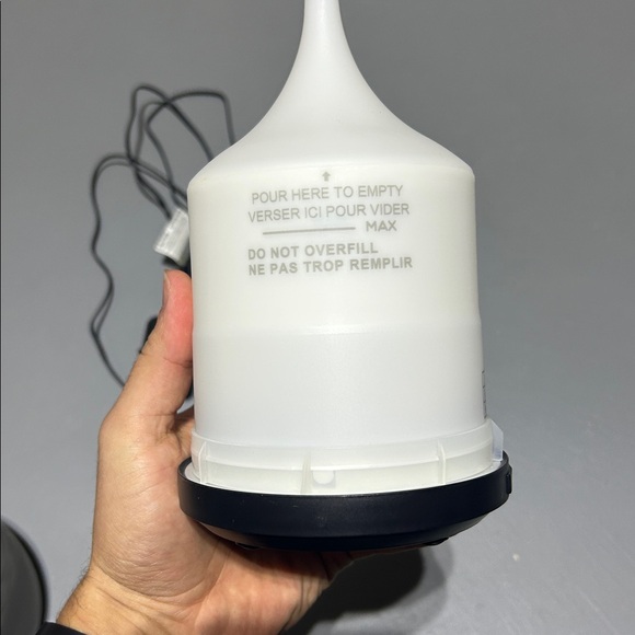 Essential Oil Diffuser - Picture 5 of 5